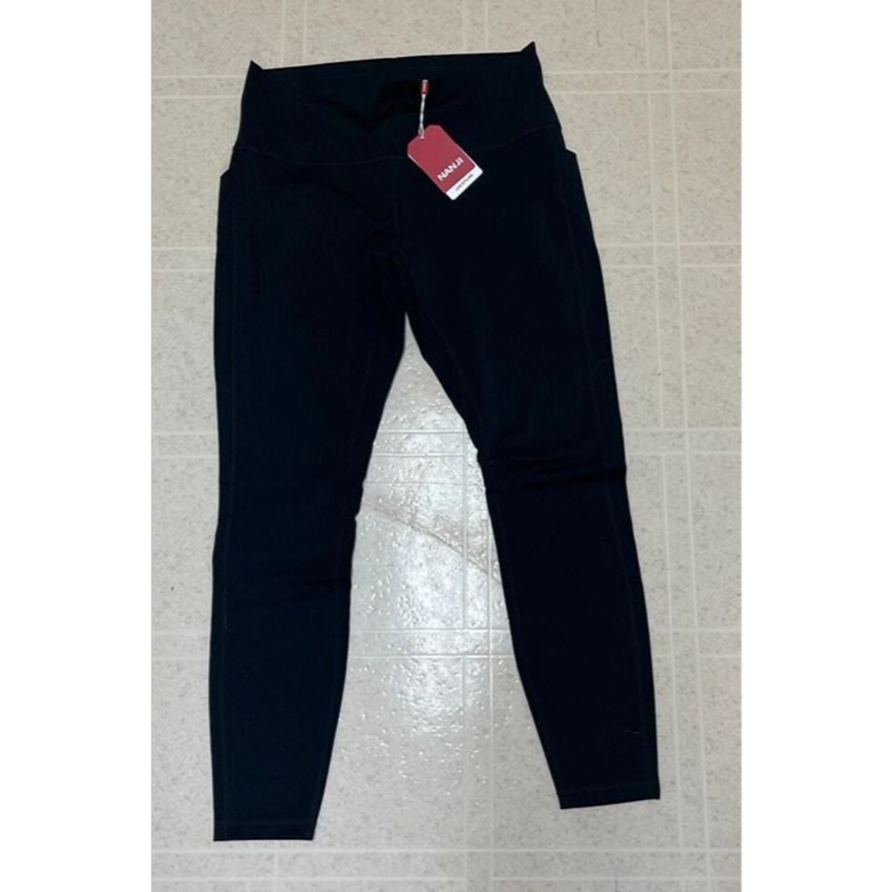 NWT Juniors Girls Black Leggings